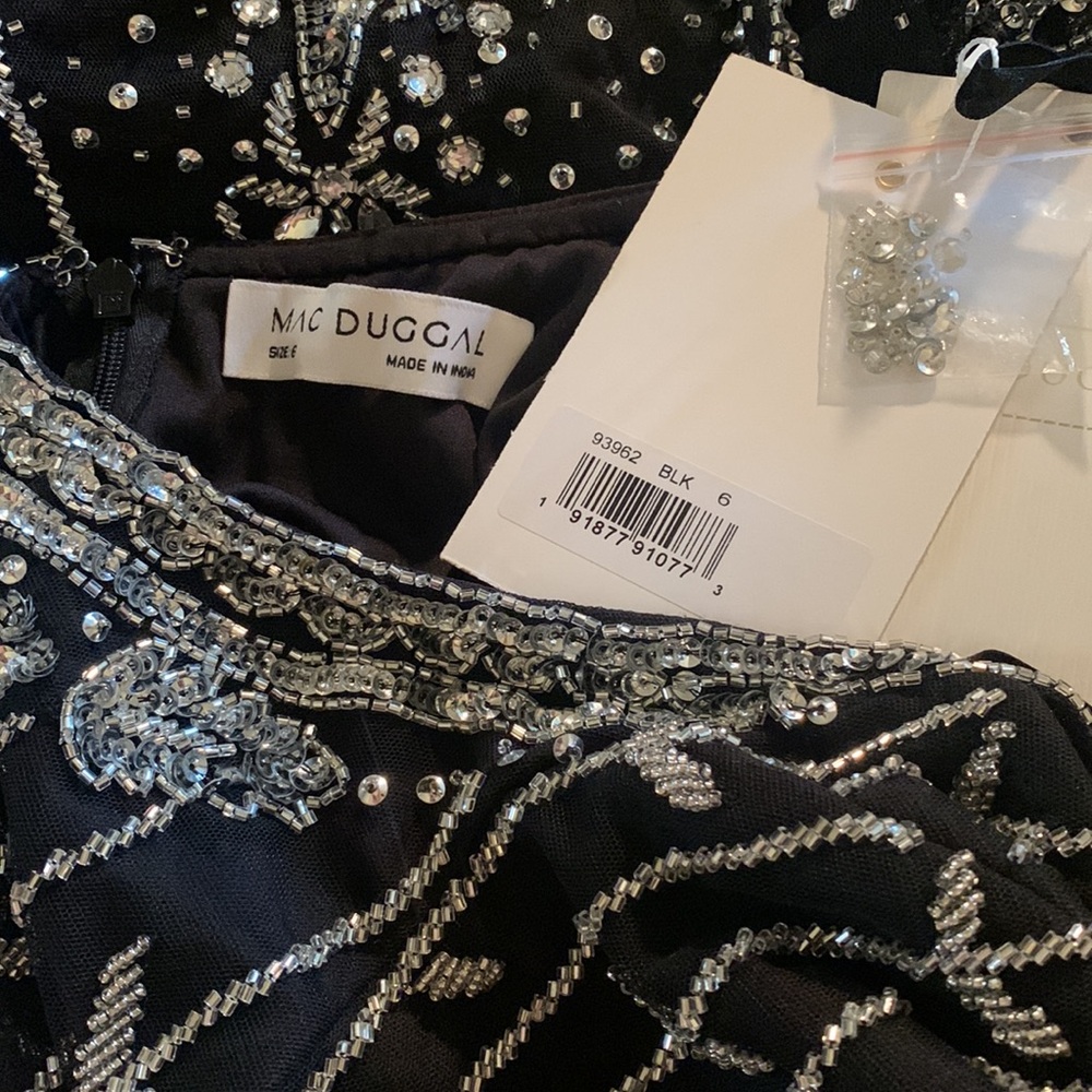 MAC DUGGAL Hand Embellished Scallop Detailed High Low Hem Gown - Picture 15 of 16
